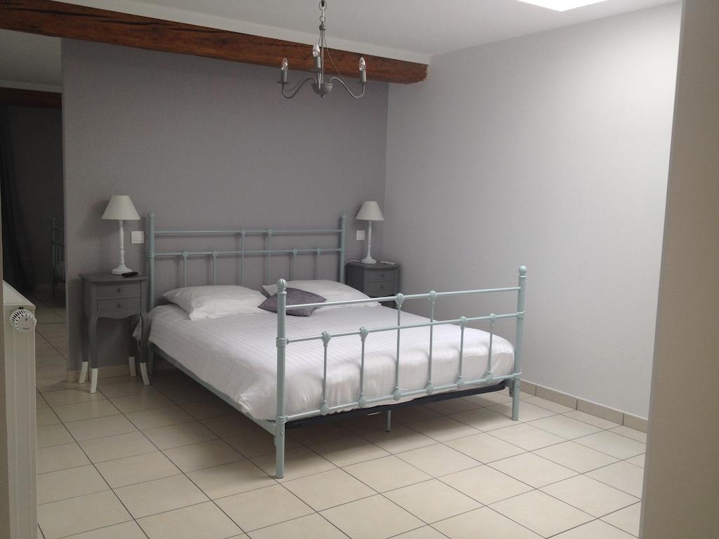 Ferme De Villeray-Chambre D'Hotes Saint-Pierre-du-Perray Phòng bức ảnh