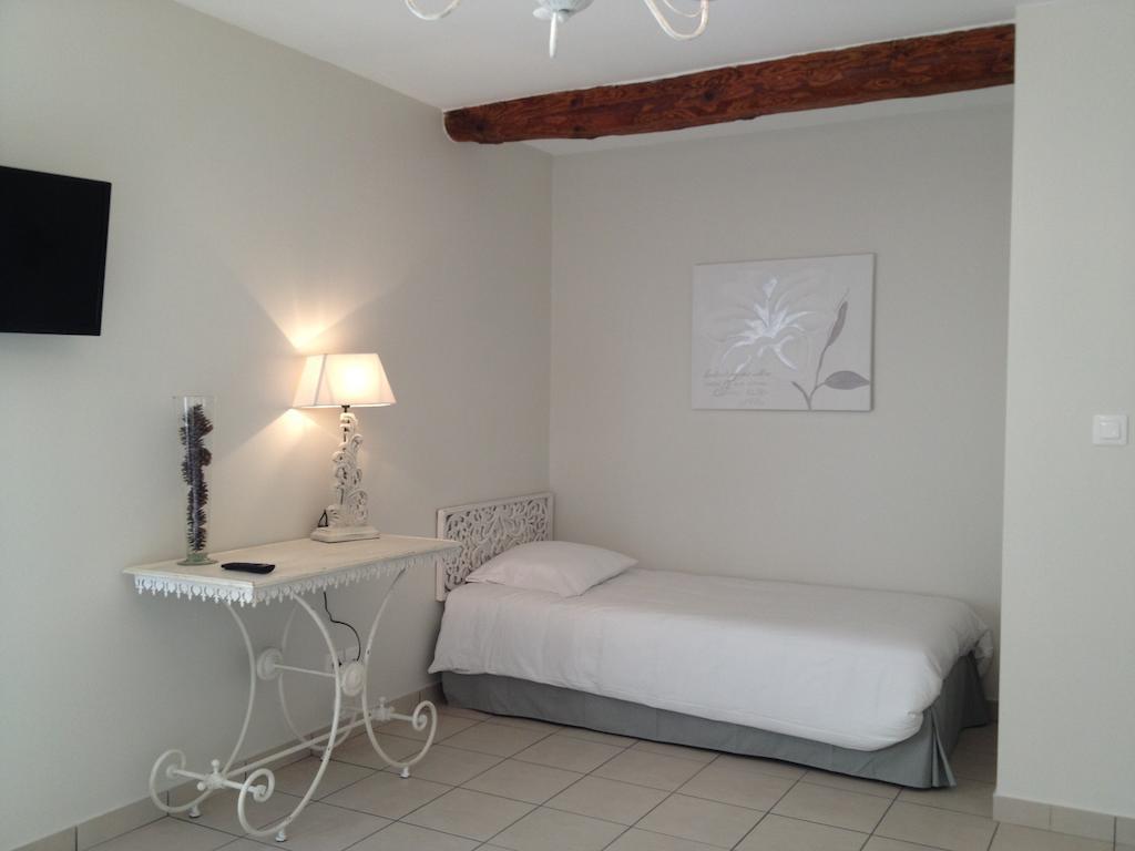 Ferme De Villeray-Chambre D'Hotes Saint-Pierre-du-Perray Phòng bức ảnh